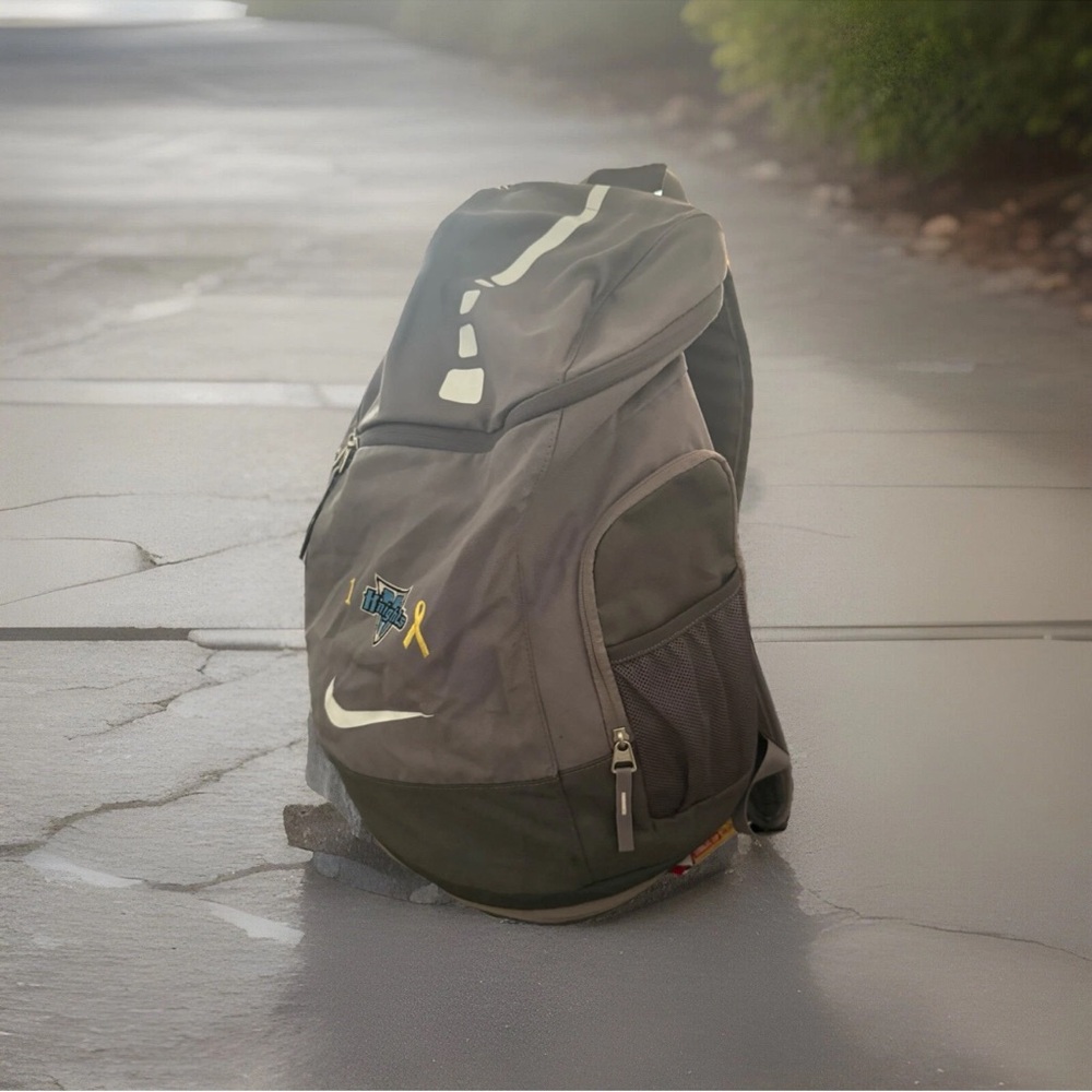 Nike Hoops Elite Pro Max Air Basketball Backpack Grey Silver
